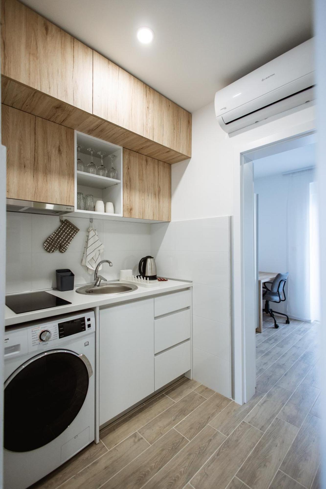 Cozy Studio Apartment In Osijek - Self Check In Buitenkant foto