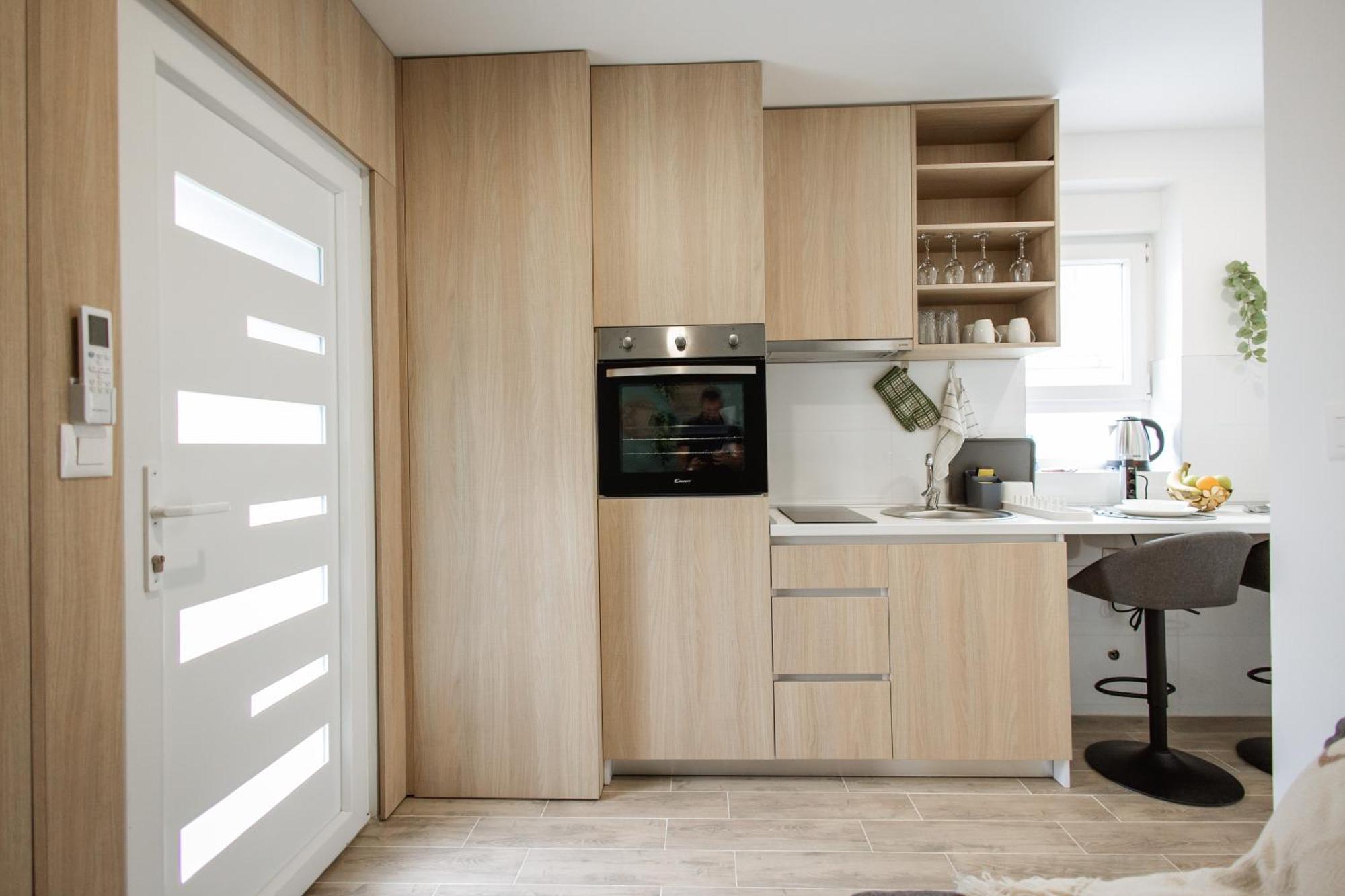 Cozy Studio Apartment In Osijek - Self Check In Buitenkant foto