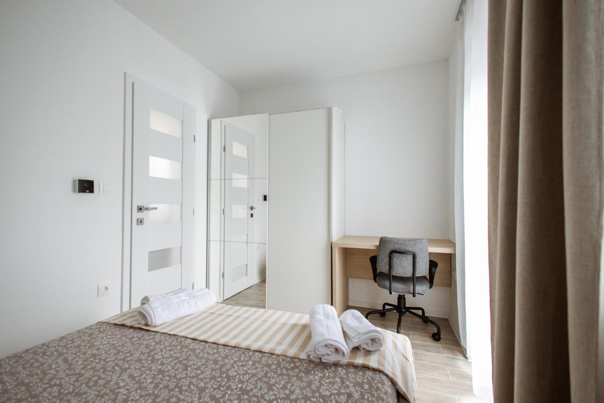 Cozy Studio Apartment In Osijek - Self Check In Buitenkant foto