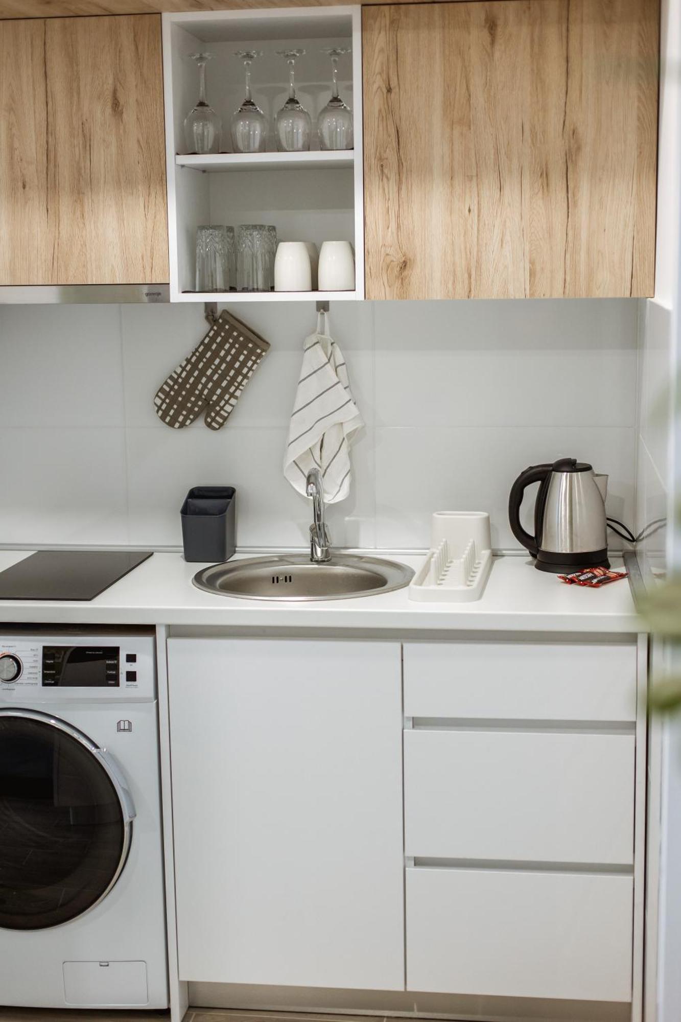 Cozy Studio Apartment In Osijek - Self Check In Buitenkant foto