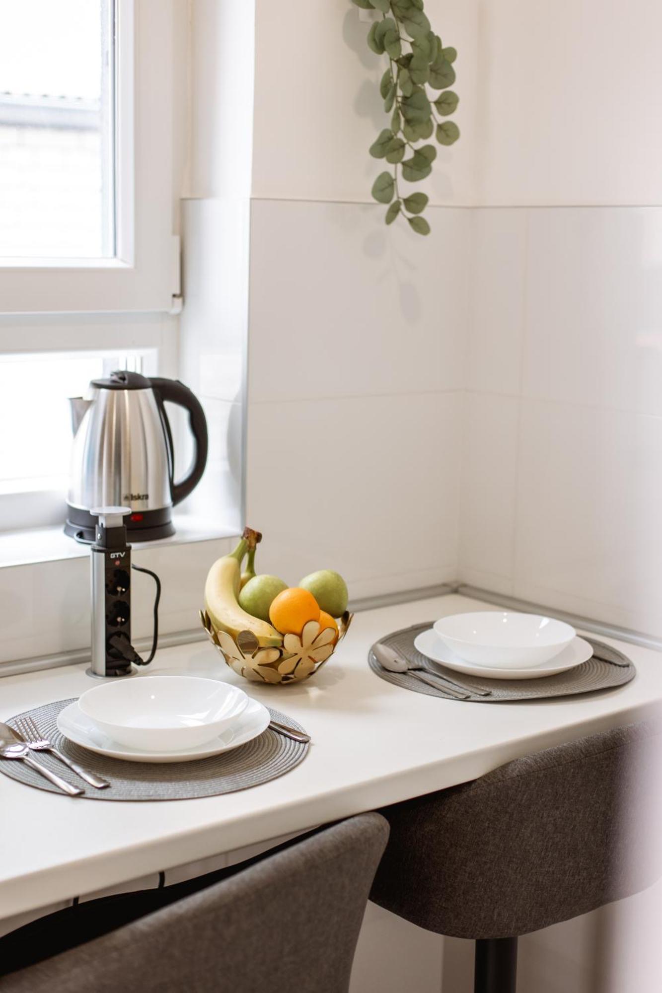 Cozy Studio Apartment In Osijek - Self Check In Buitenkant foto