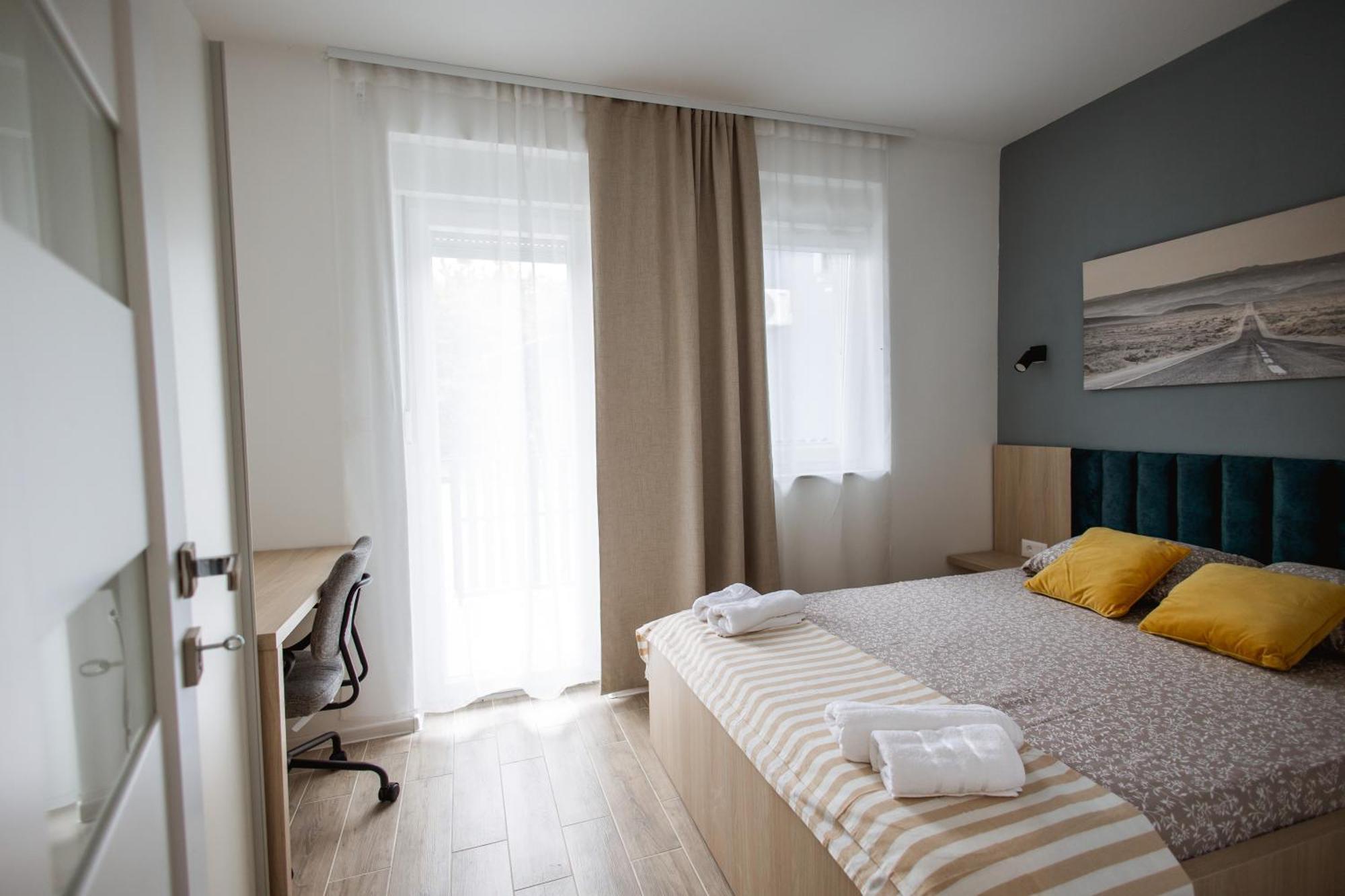 Cozy Studio Apartment In Osijek - Self Check In Buitenkant foto
